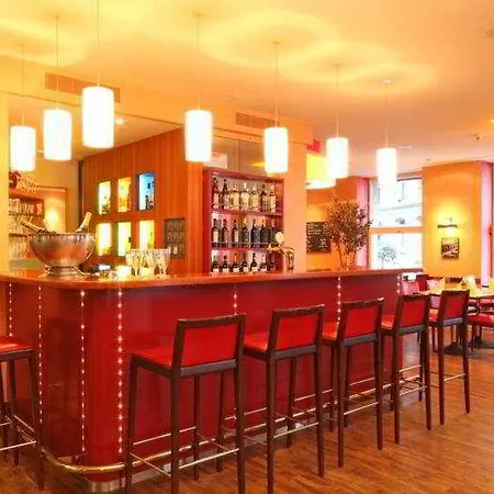 Cascada Boutique