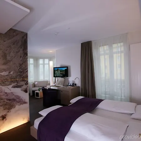 Cascada Boutique Hotell 4*