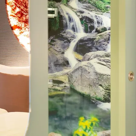 Hotell Cascada Boutique 4*